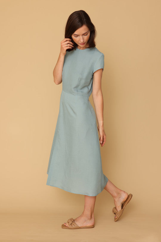 Rayon – co to za materiał i dlaczego warto go nosić?