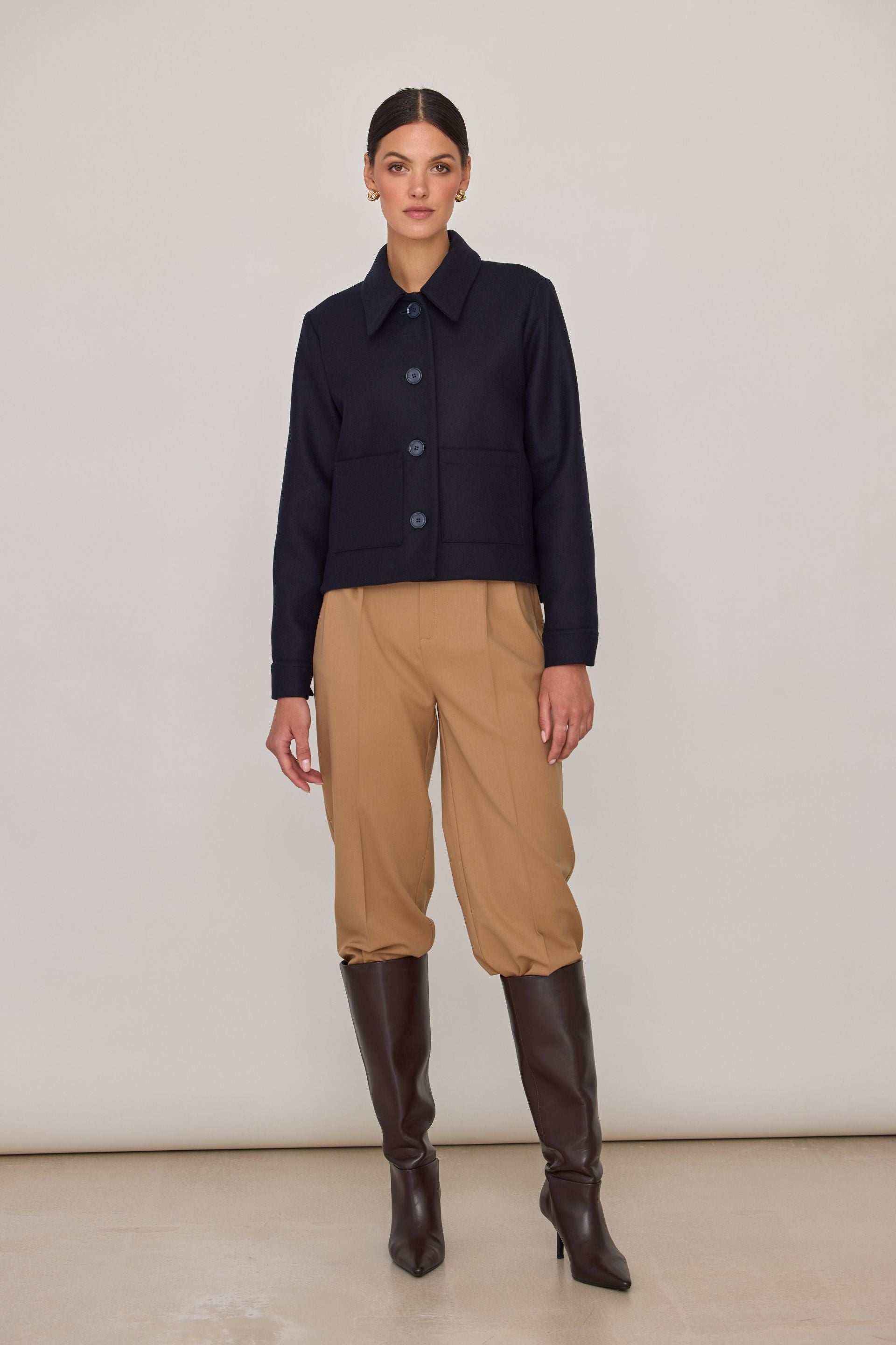 Wełniana kurtka z dodatkowym szalikiem granatowa