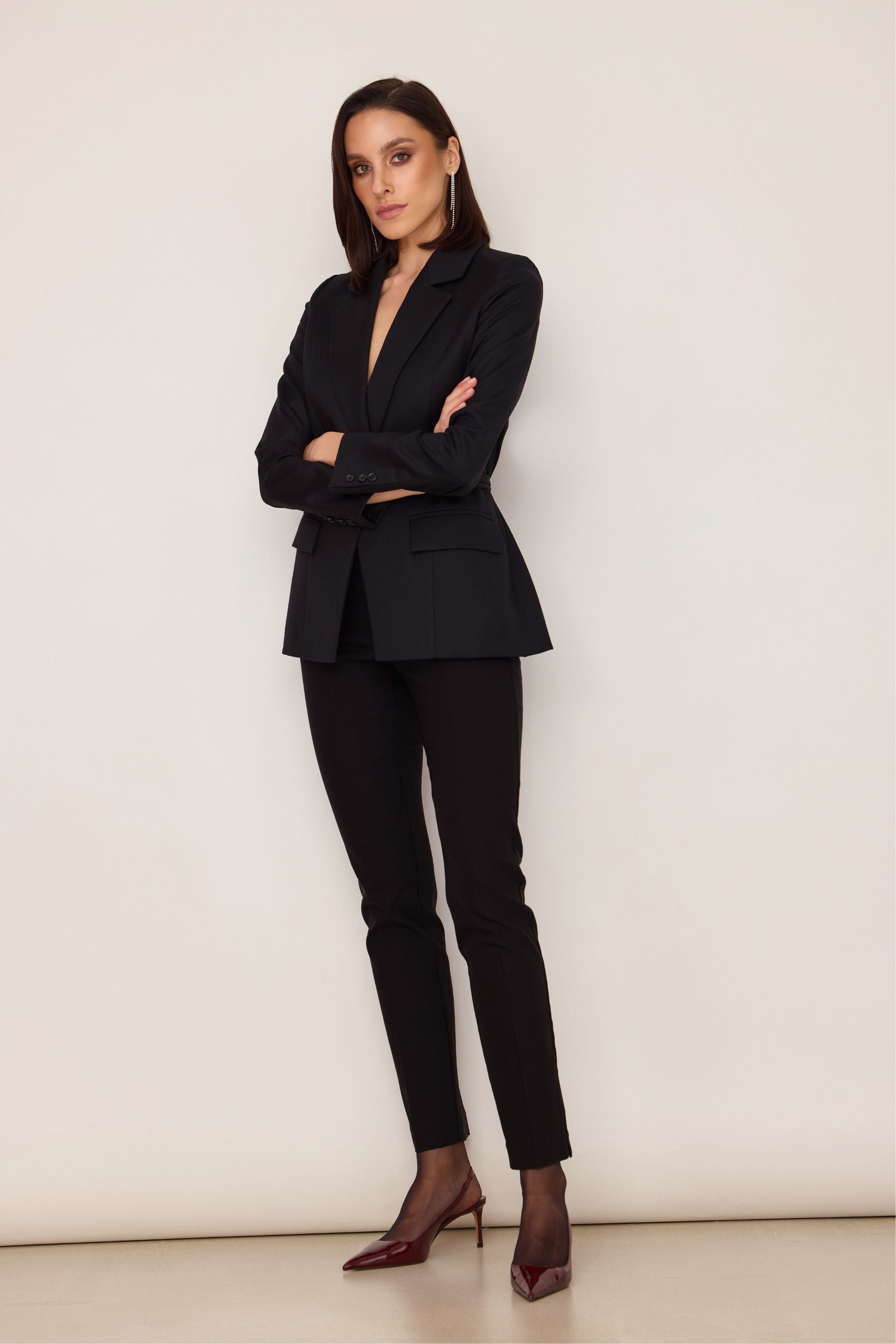 Wełniana marynarka z dodatkowym paskiem