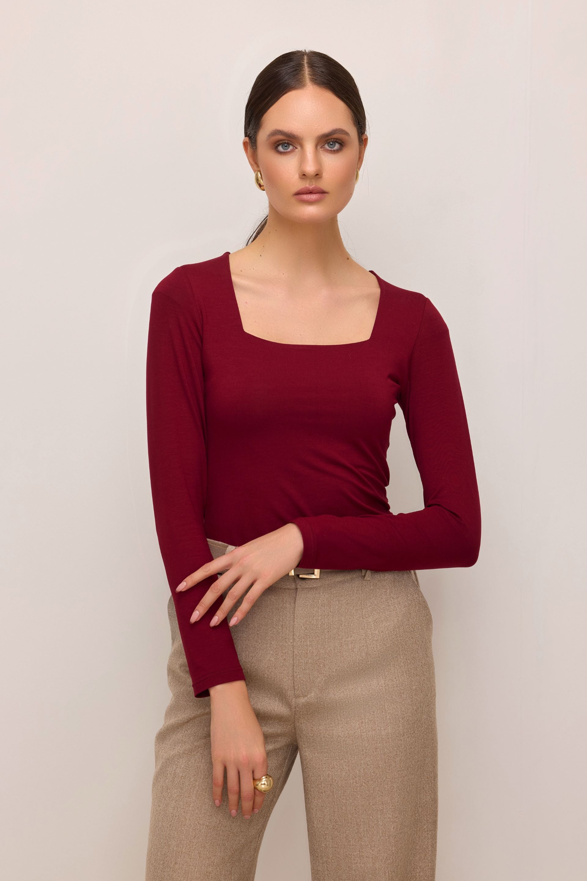 Bluzka z kwadratowym dekoltem burgund