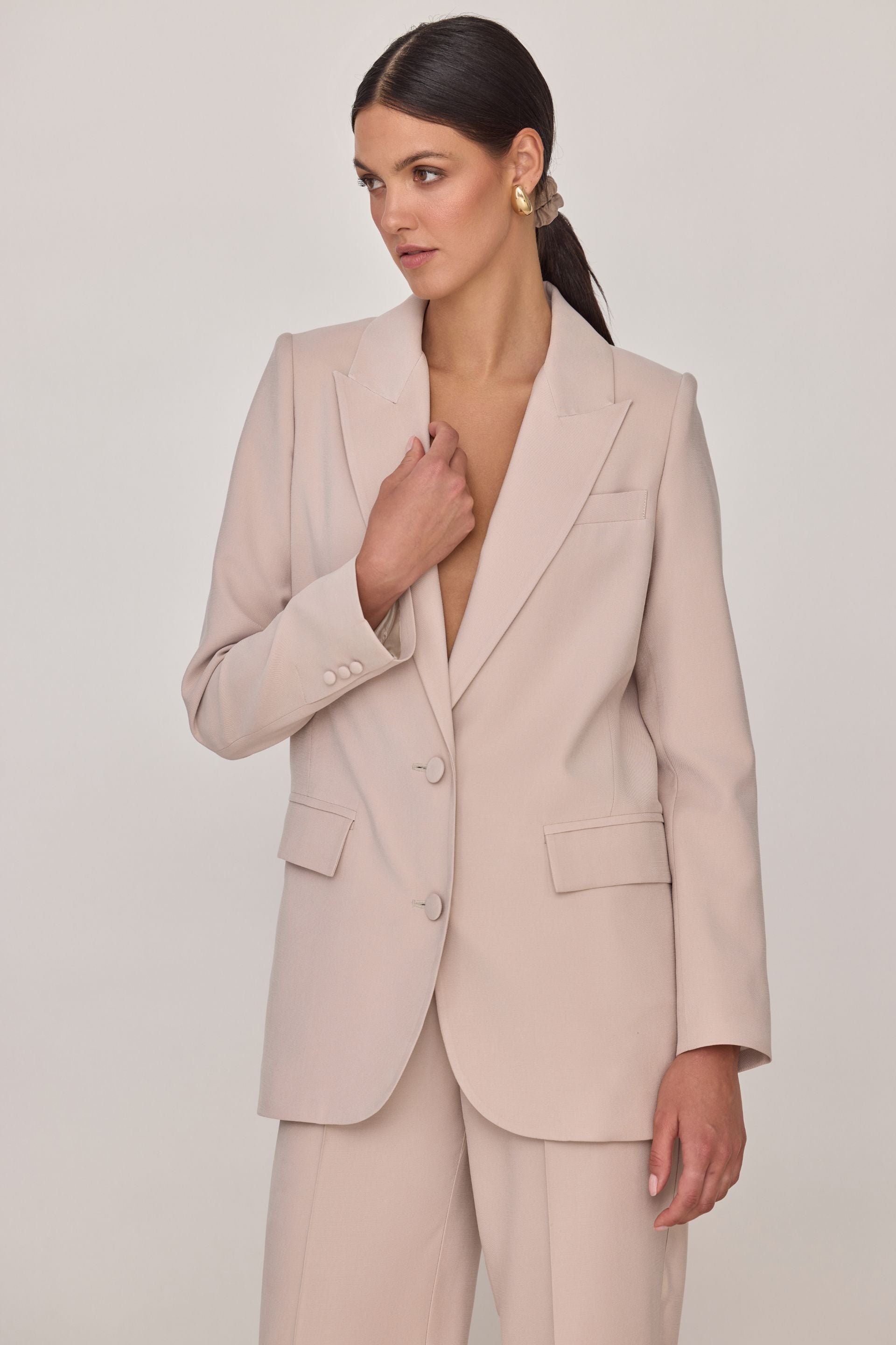 Marynarka o luźnym kroju z guzikami z tkaniny jasny beż