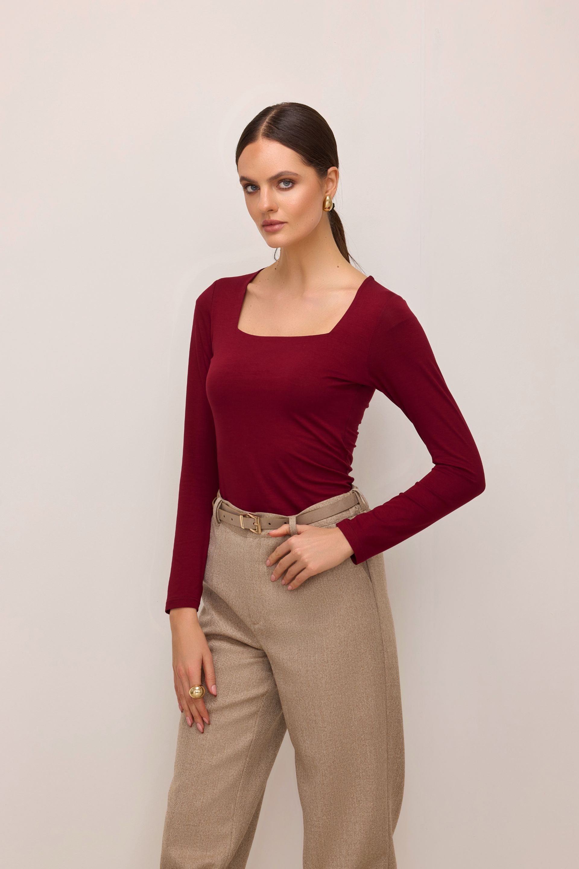 Bluzka z kwadratowym dekoltem burgund