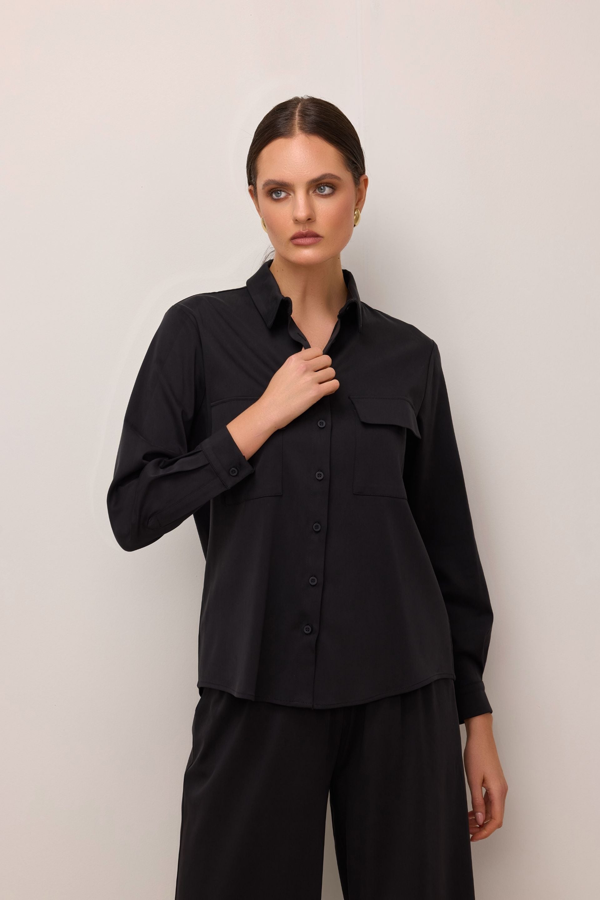 Black shirt with pockets