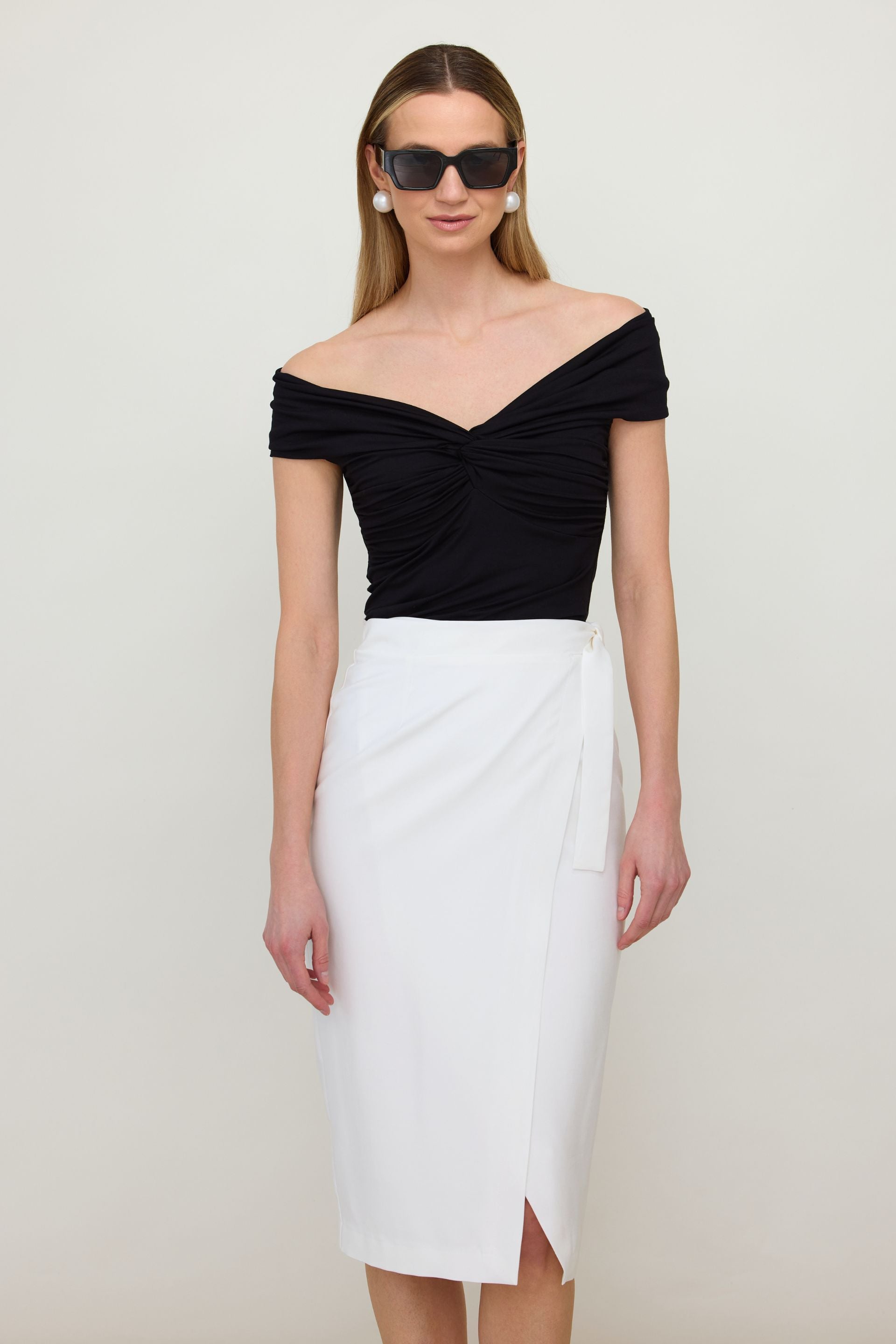 Spódnica kopertowa biała