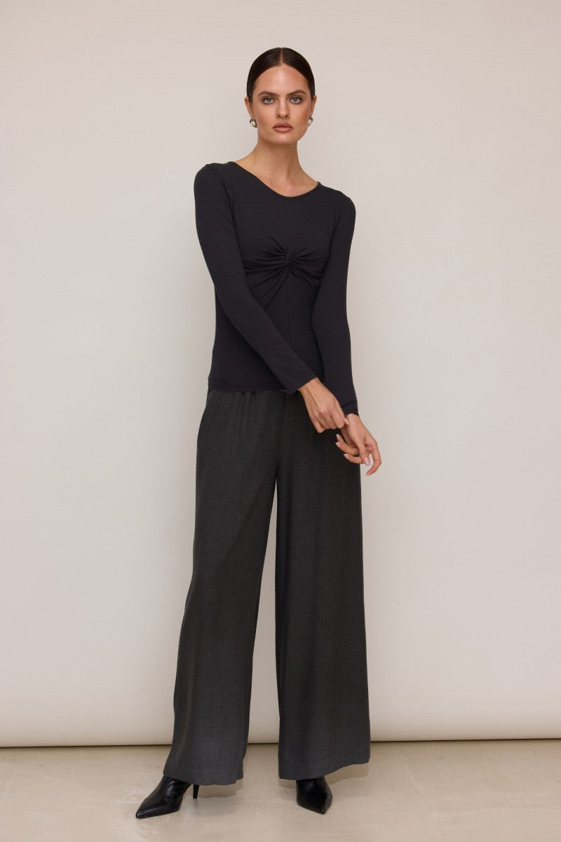 Bluzka basic z zawinięciem czarna