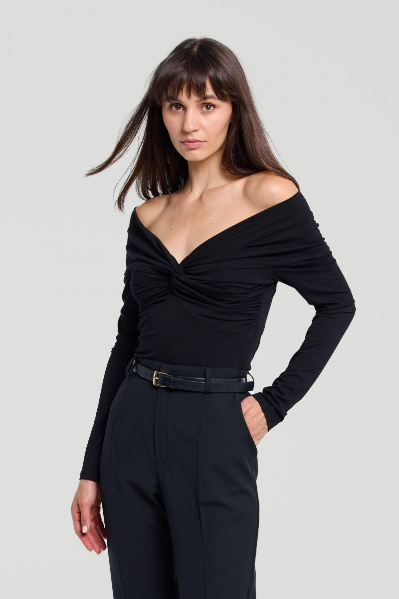 Bluzka z odkrytymi ramionami z zawinięciem i długim rękawem czarna