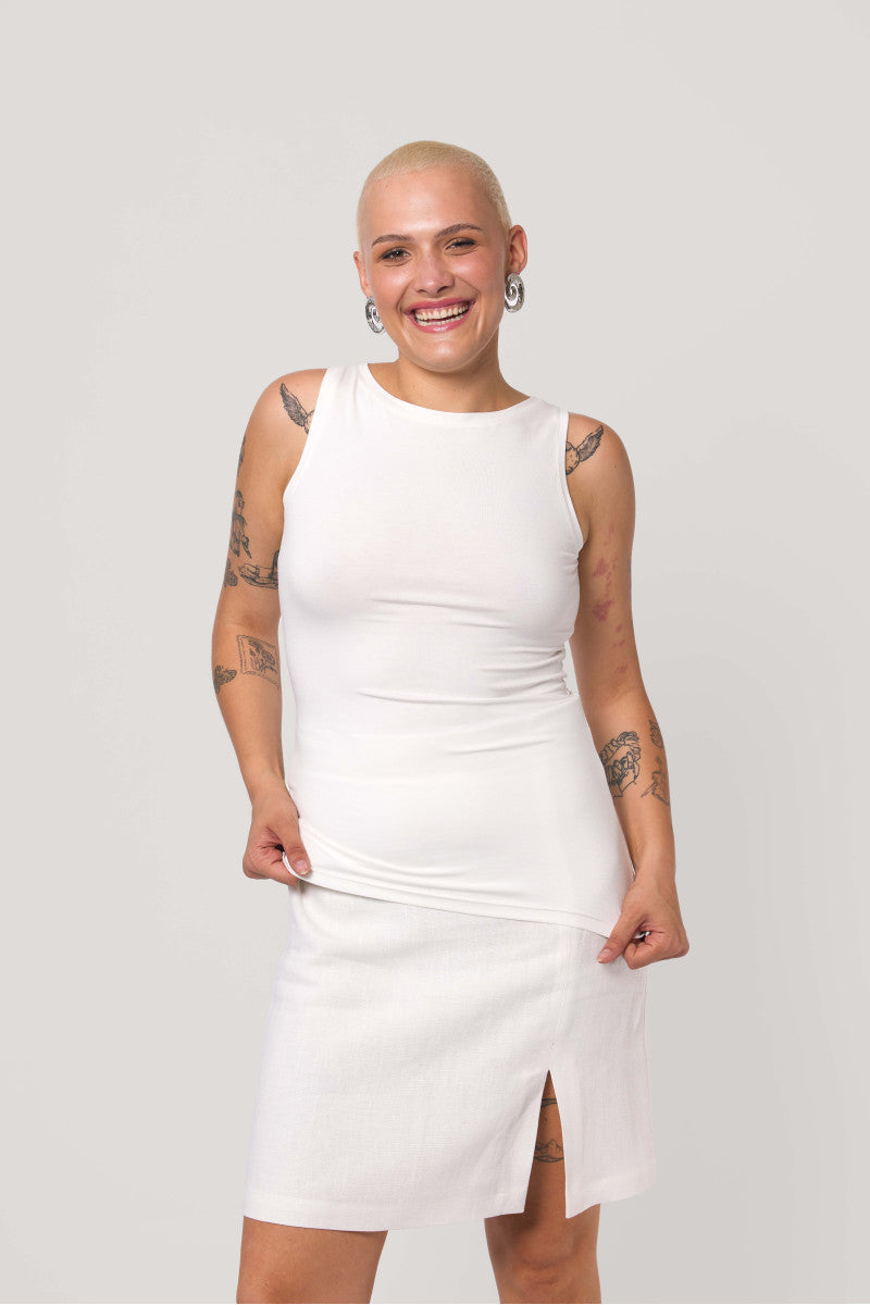 Bluzka bez rękawów z dekoltem w łódkę śmietankowa