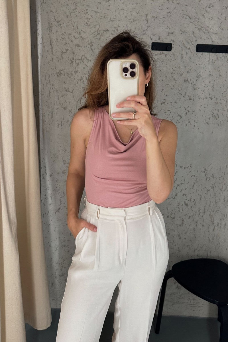 Water pink neckline blouse