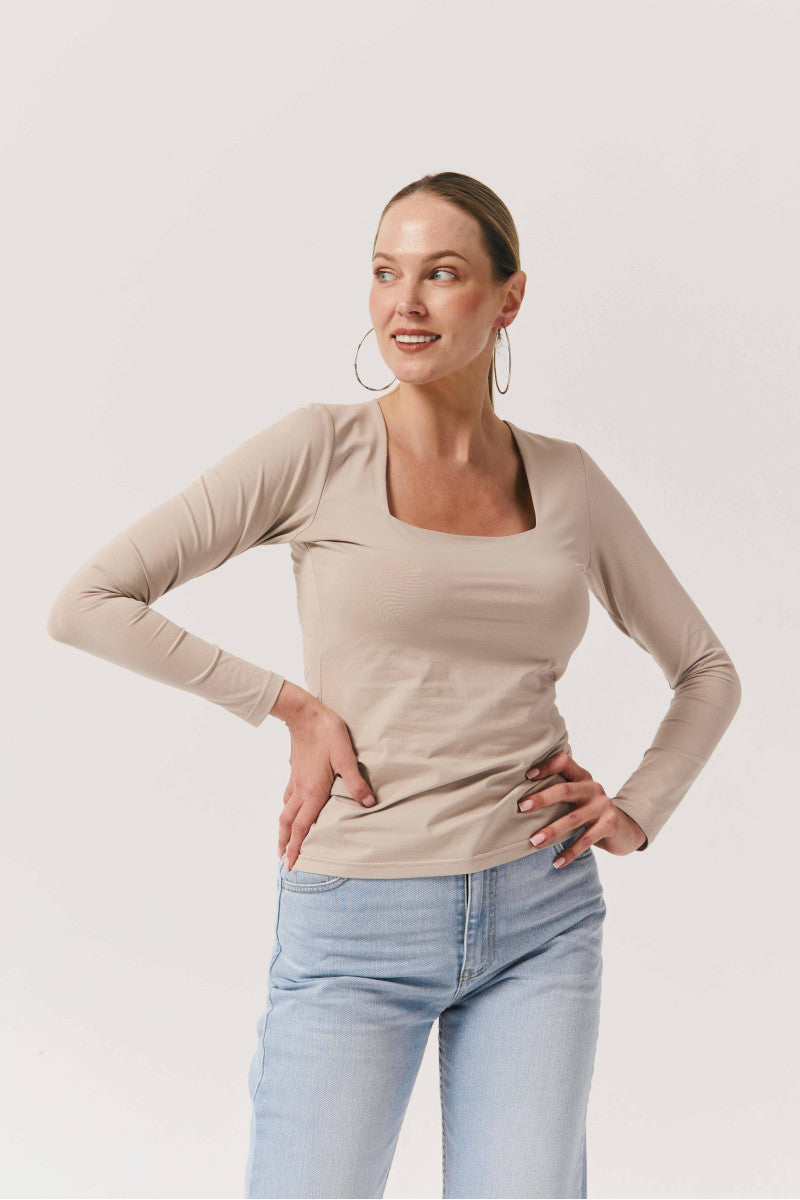 Bluzka z kwadratowym dekoltem taupe