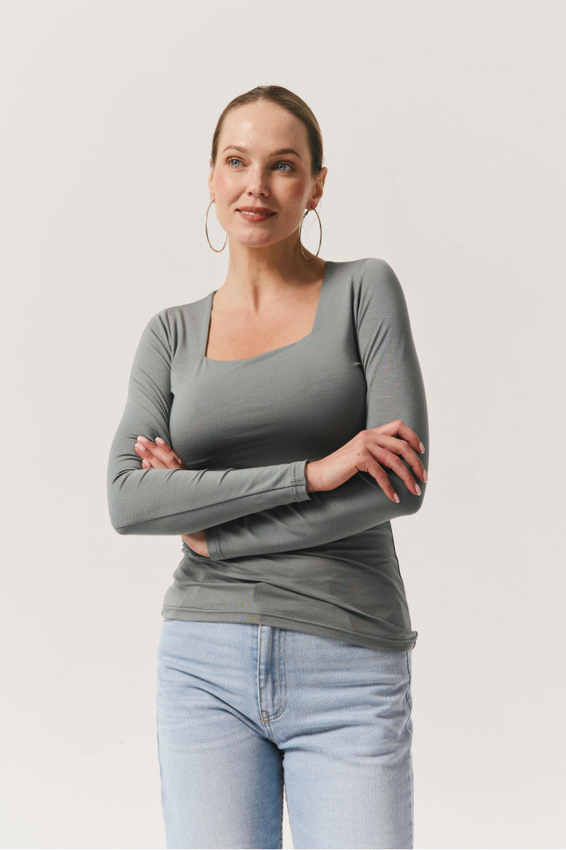 Bluzka z kwadratowym dekoltem szałwiowa