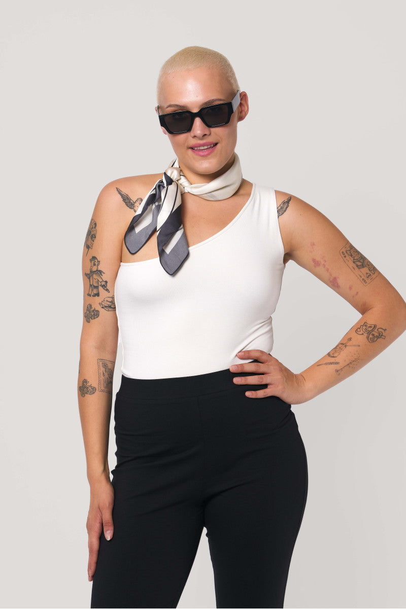 Body na jedno ramię śmietankowe