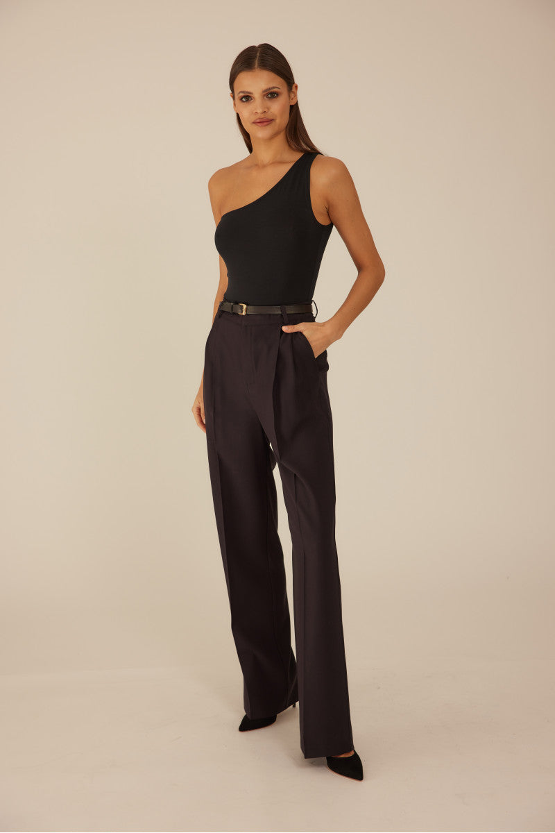 One-shoulder bodysuit black