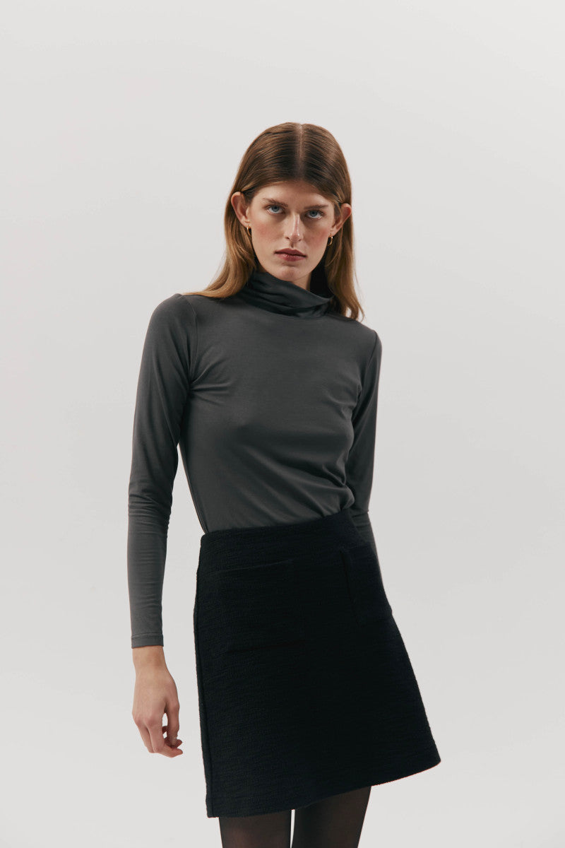 Micromodal steel turtleneck