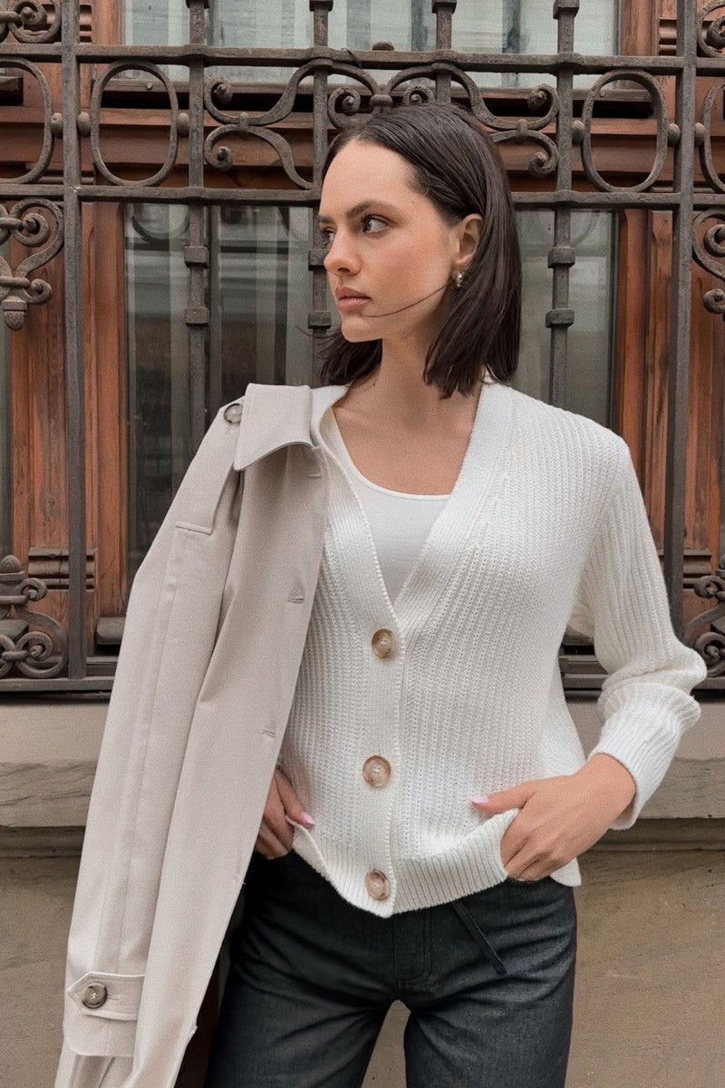 Kardigan na guziki śmietankowa