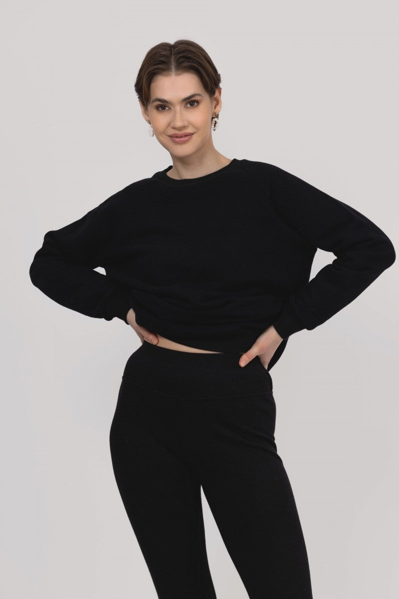 Classic black sweatshirt
