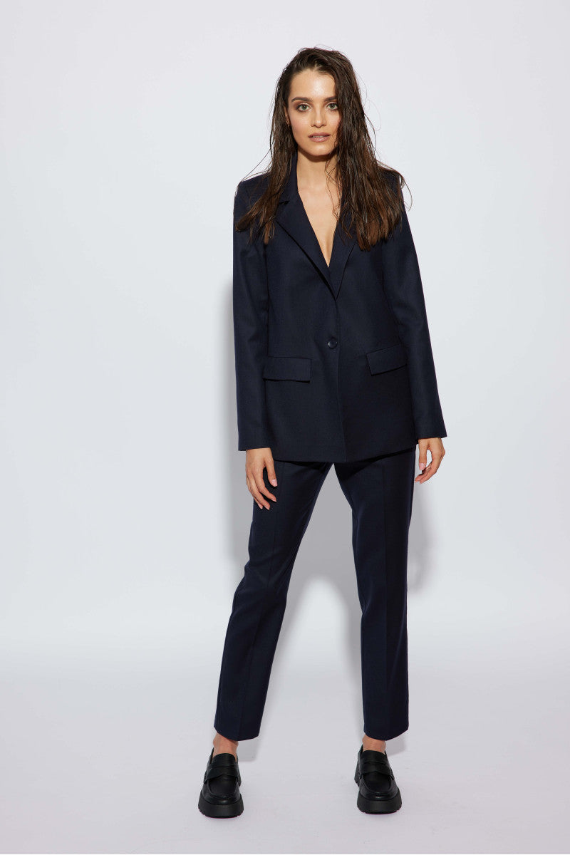 Classic single-breasted navy blue wool jacket