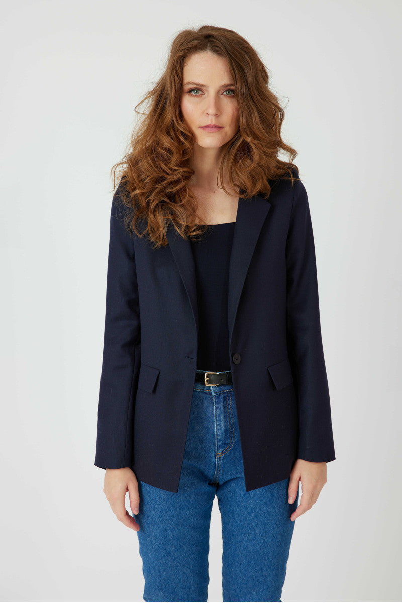 Classic single-breasted navy blue wool jacket