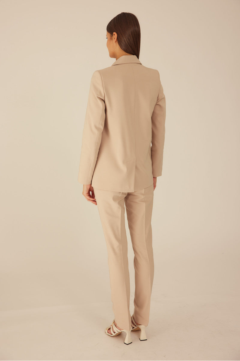 Klasyczne spodnie cygaretki różowy beż