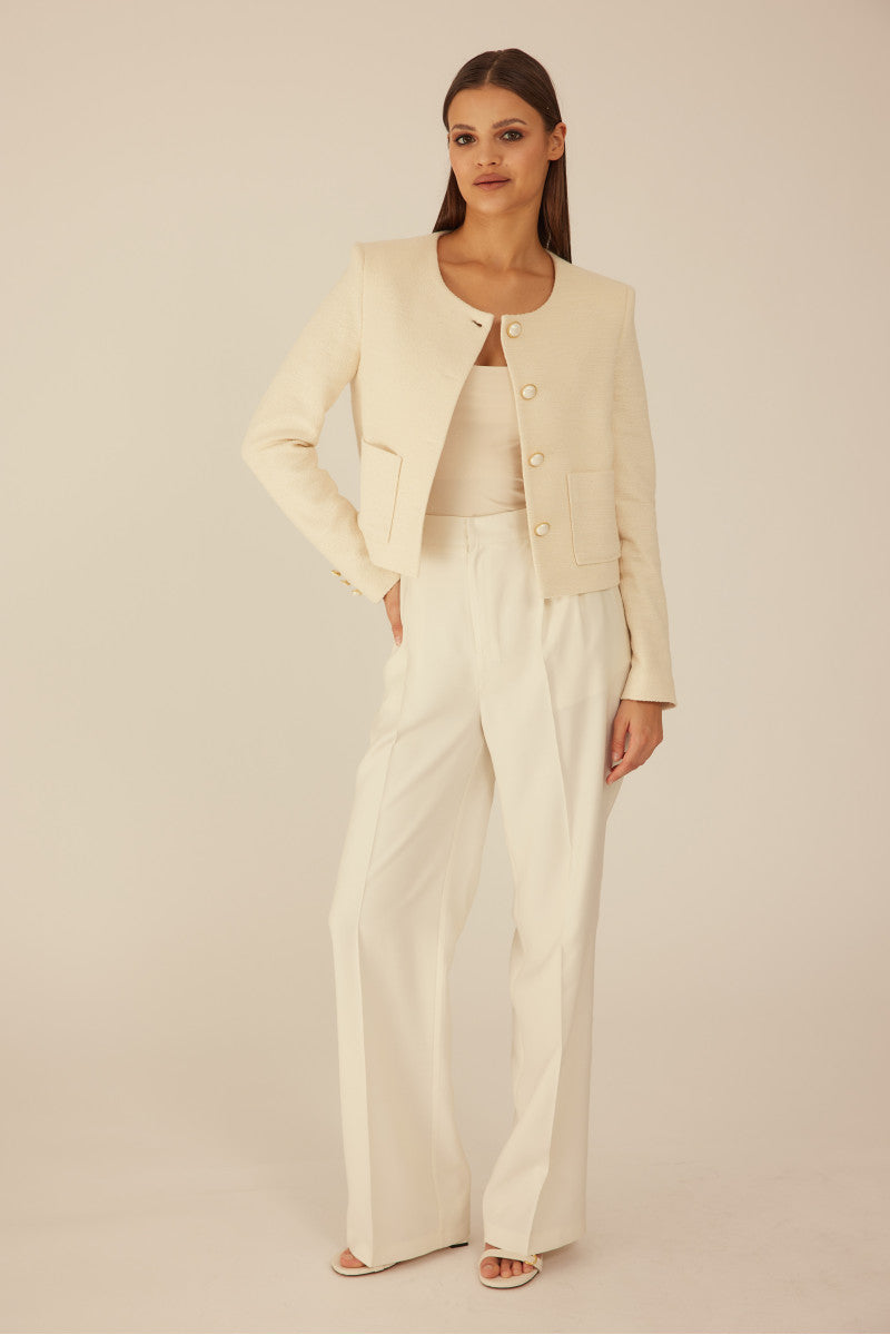 Short cream bouclé jacket