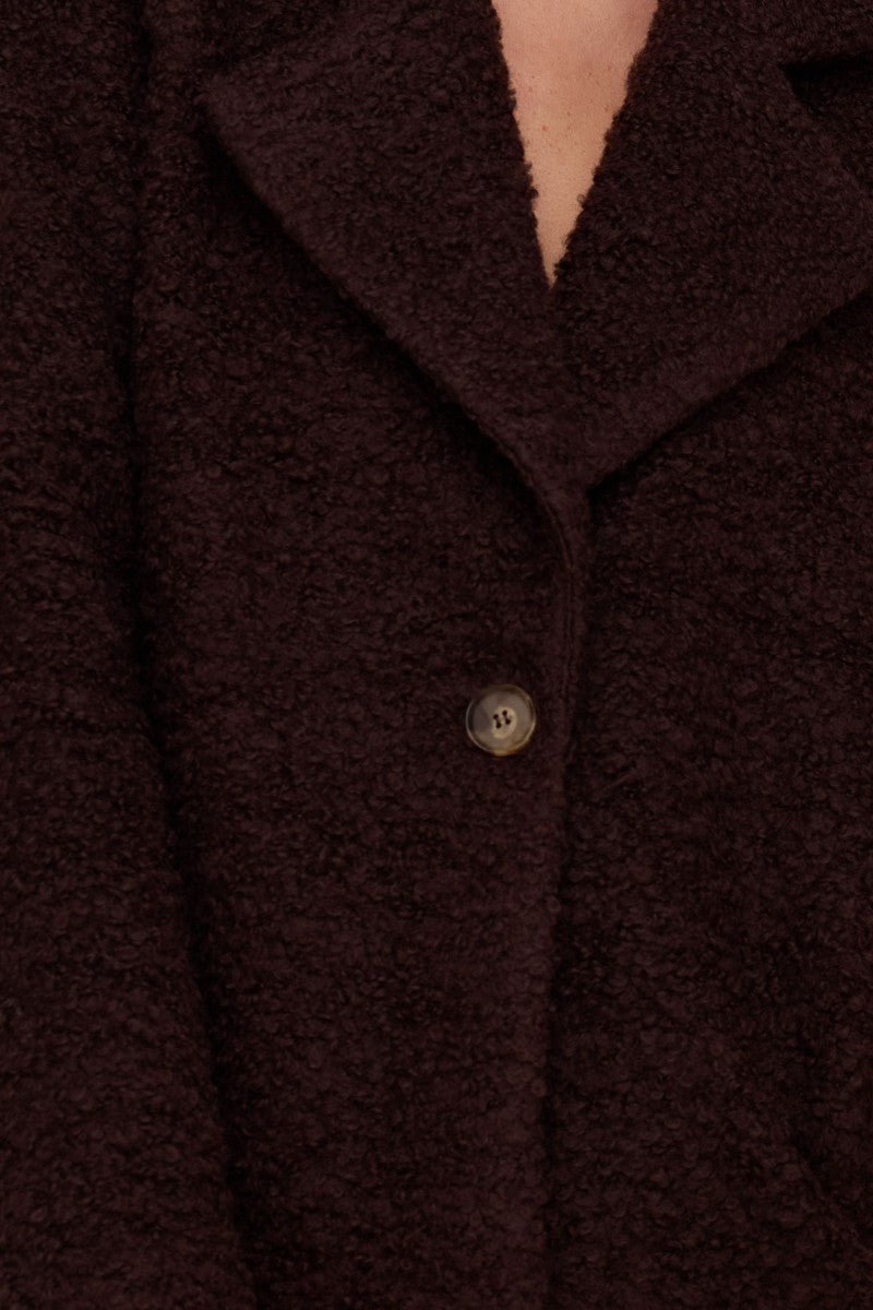 Kurtka o strukturze baranka brązowa