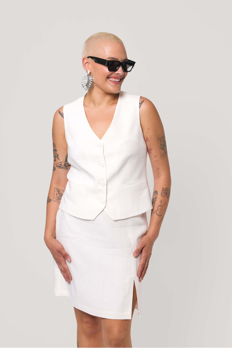 Lniana kamizelka biała