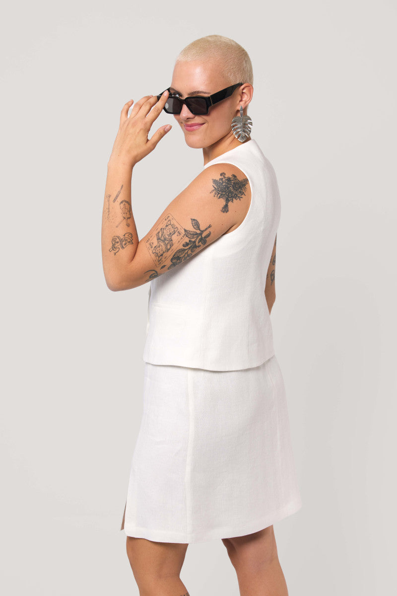 White linen skirt with a slit