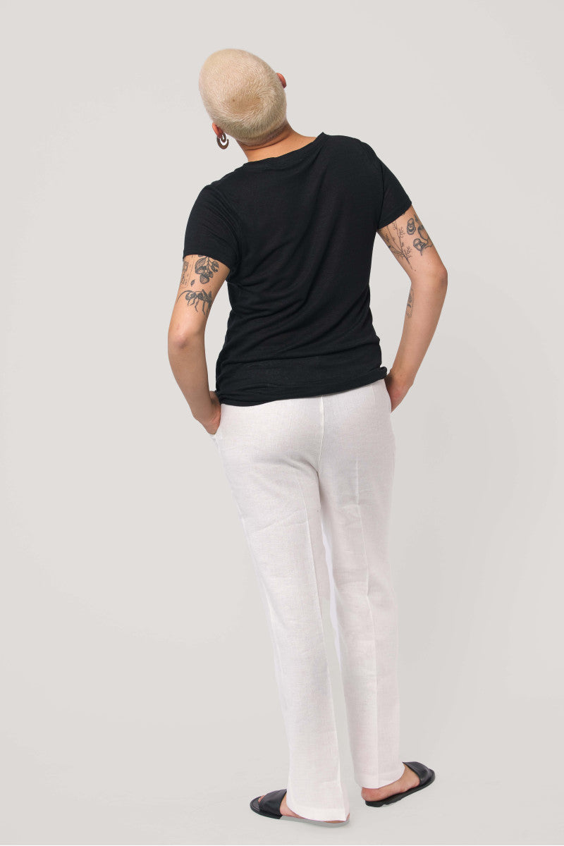 Black linen v-neck t-shirt