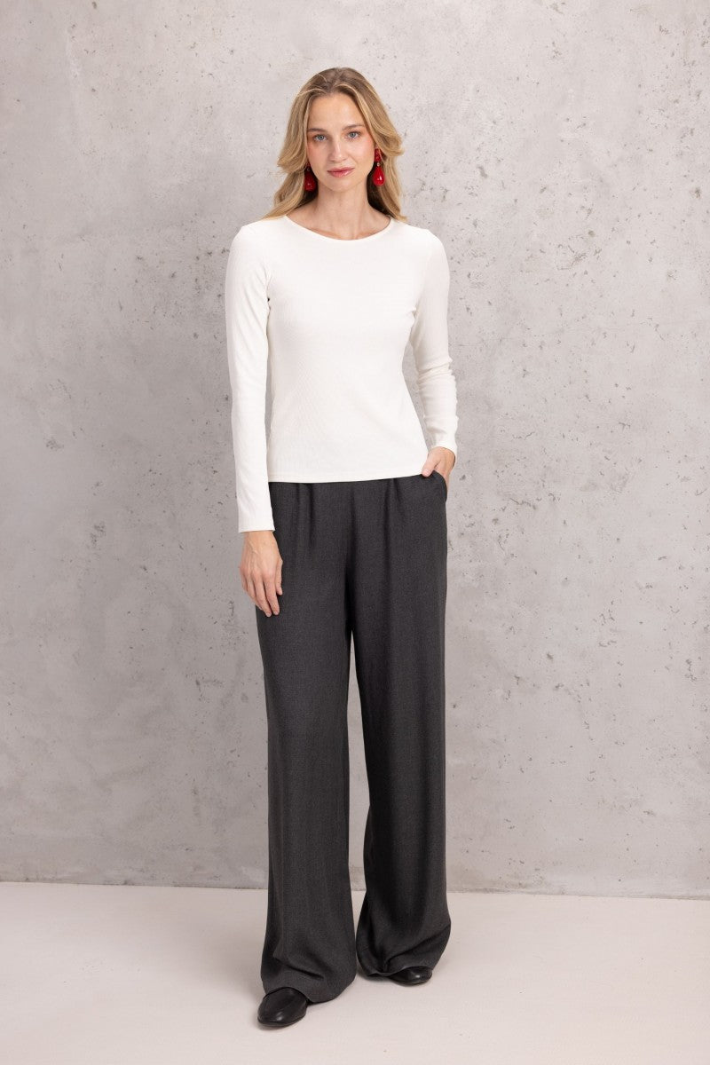 Longsleeve o prążkowanej strukturze złamana biel