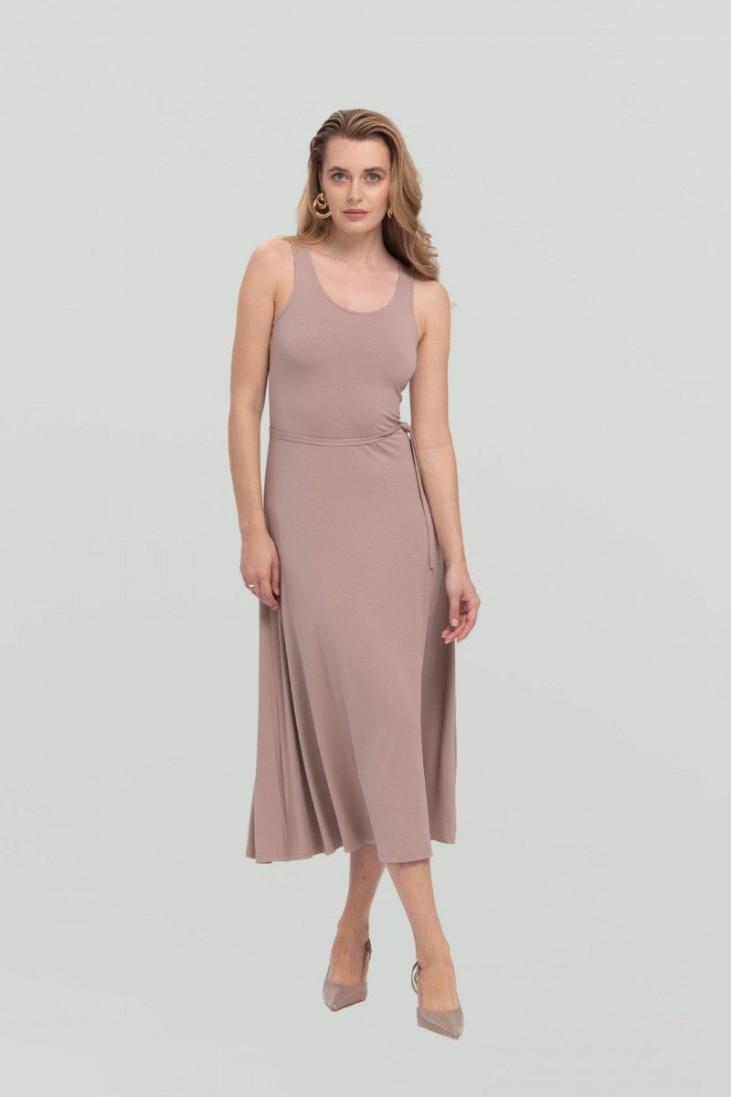 Loose maxi dress with additional belt mocha