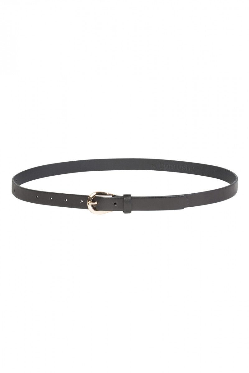 Leather belt with a semicircular buckle in gold, black