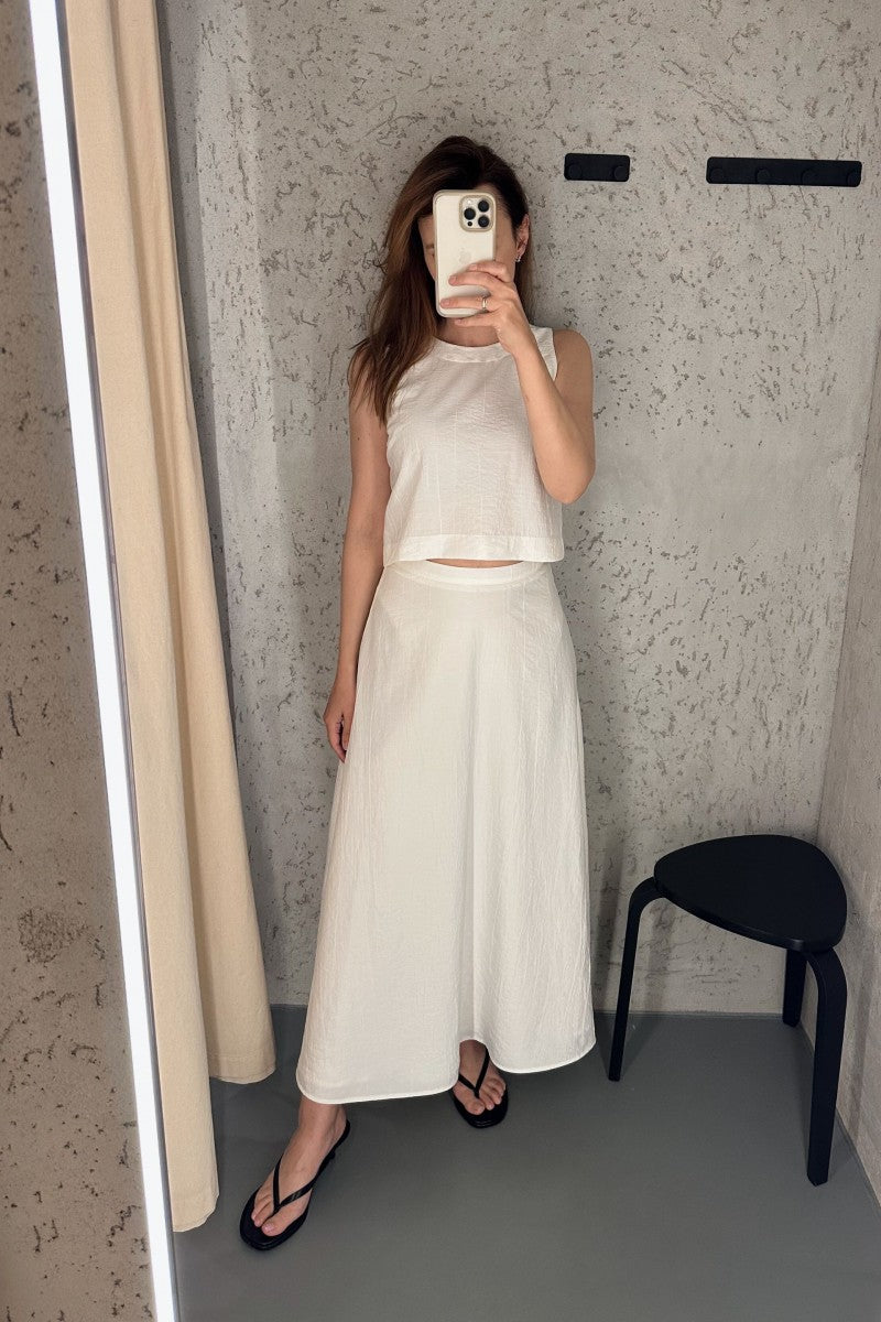 White crinkled viscose maxi skirt