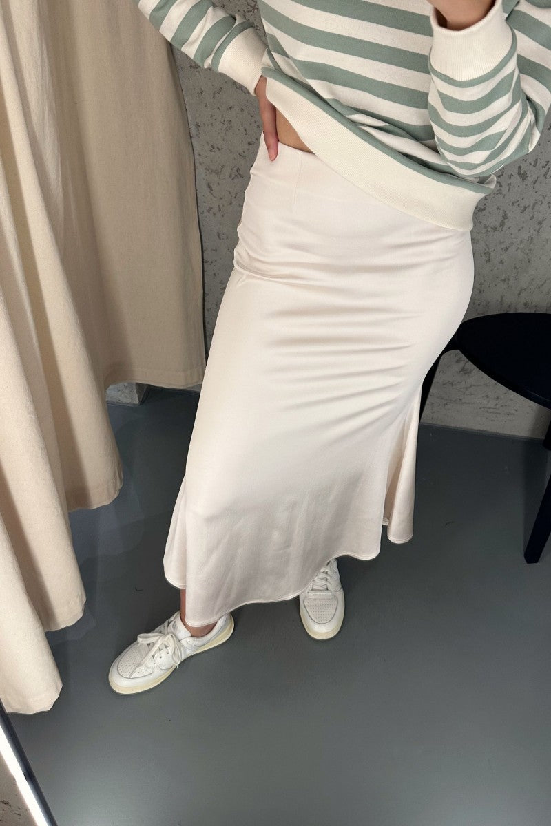 Spódnica satynowa midi złota perła