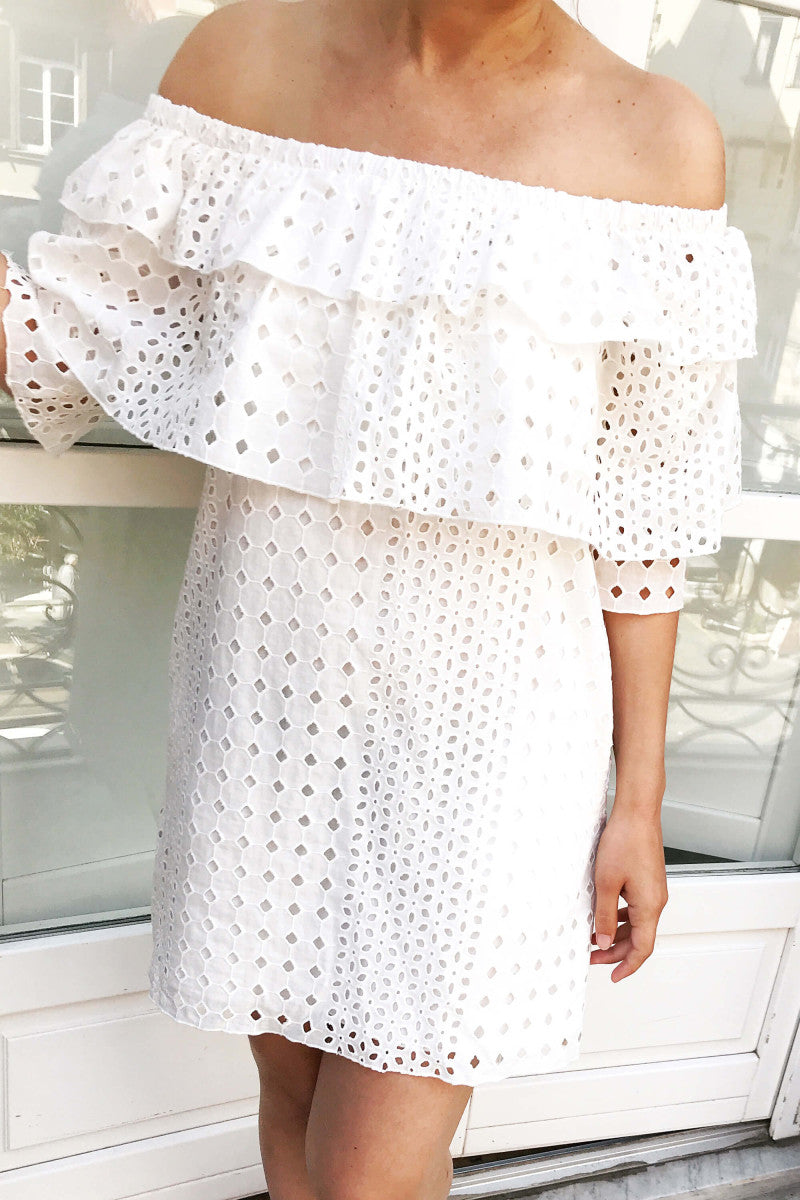 Sukienka z ażurowej bawełny biała