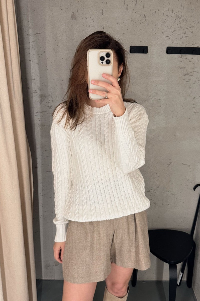 Beige herringbone merino wool shorts