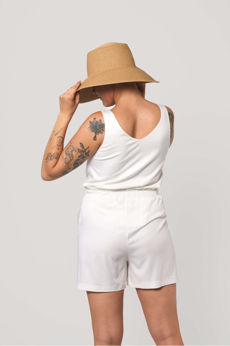 Cream high-waisted shorts