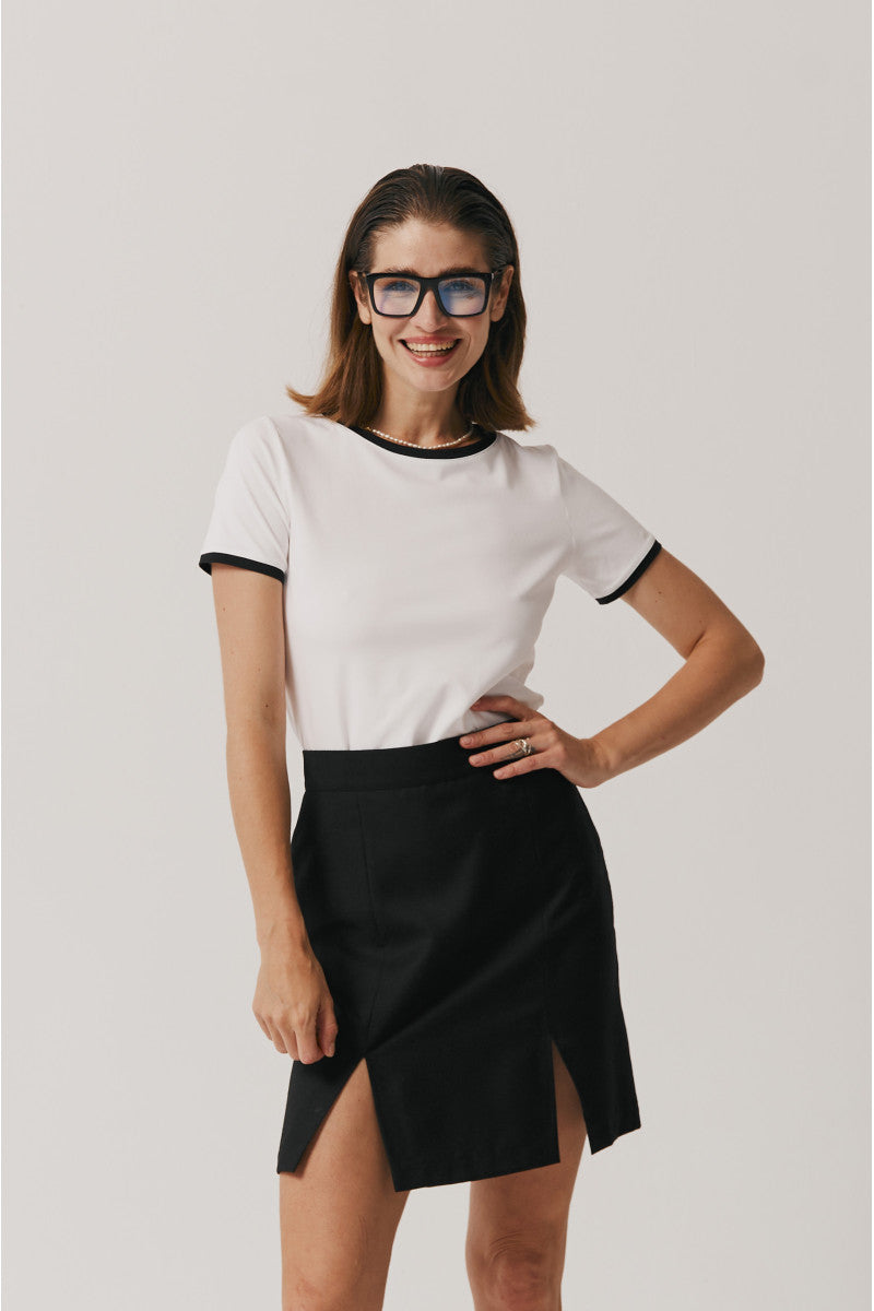 T-shirt z lamówką biały