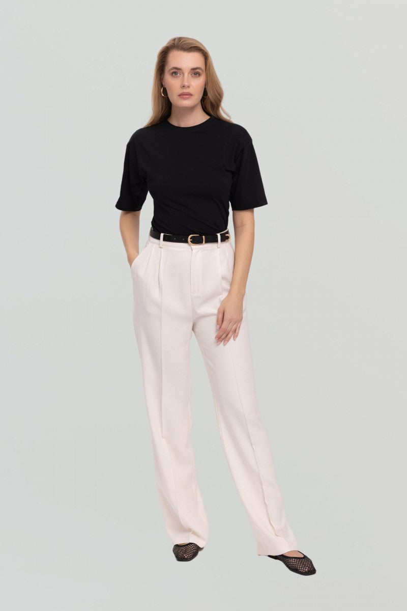 T-shirt with a fitted waist, black