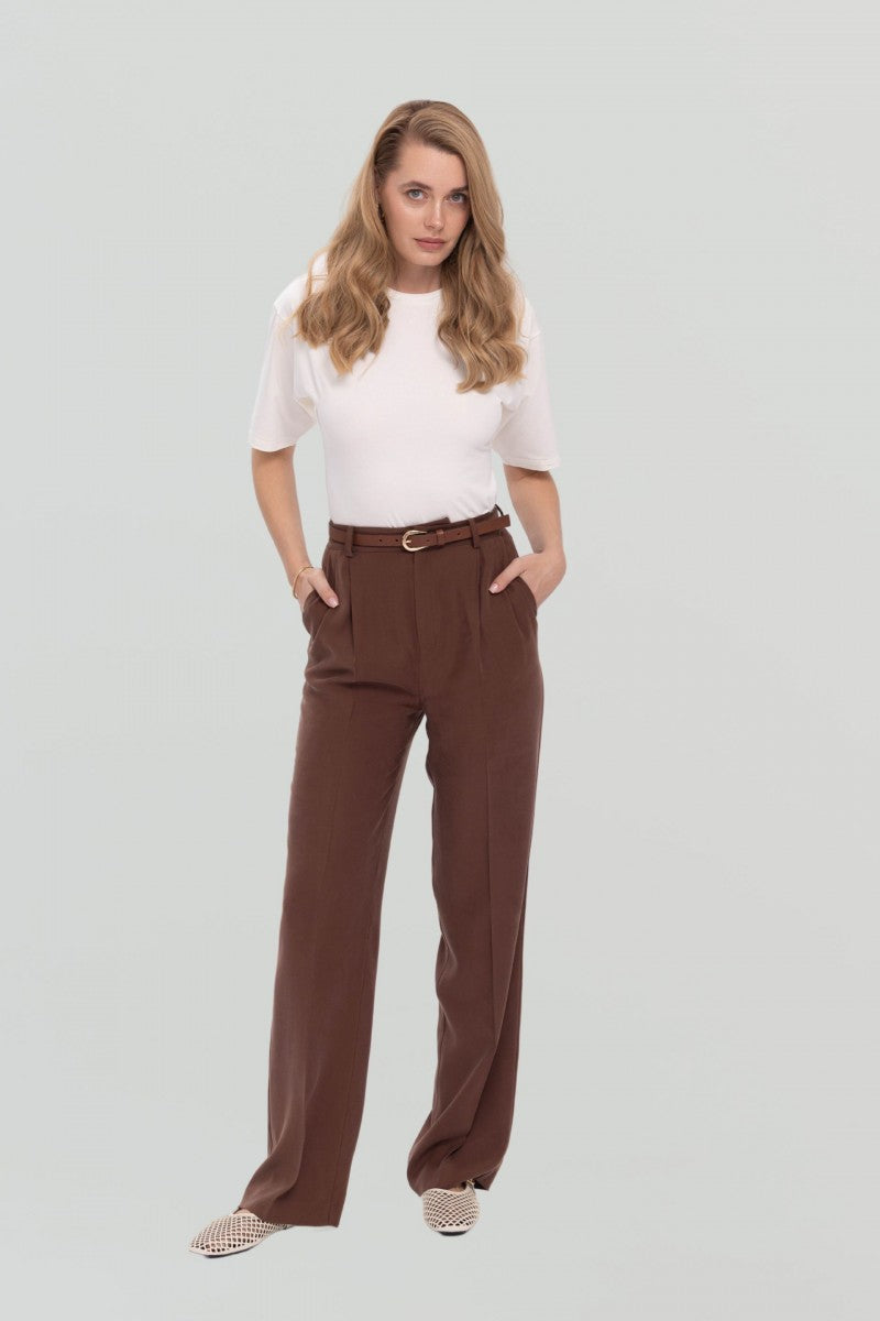 T-shirt z taliowaniem biały