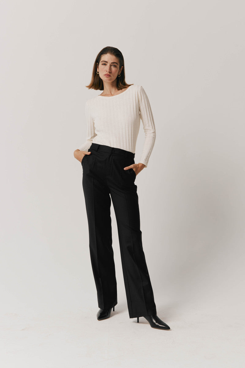 Wełniane spodnie z gumą z dodatkiem jedwabiu czarne