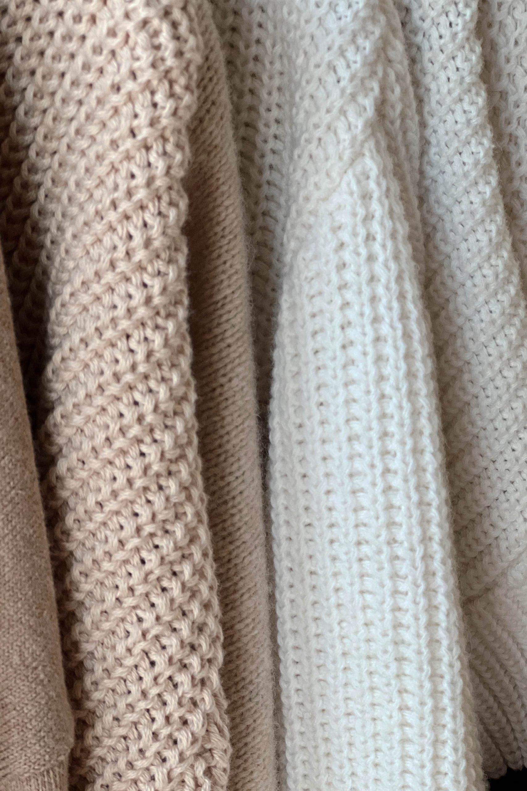 Szafa kapsułowa na jesień 2023 - jak ją stworzyć?