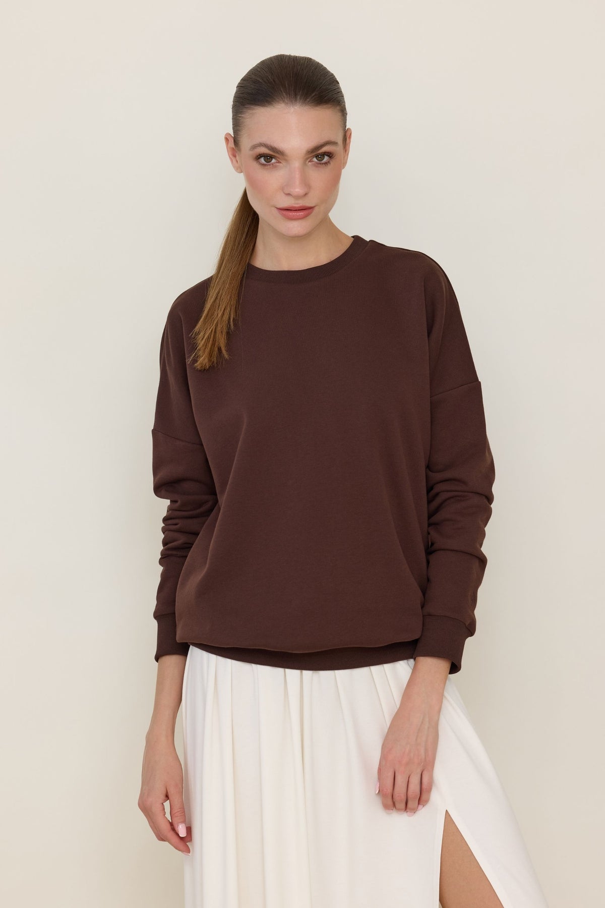 Bluza basic gorzka czekolada