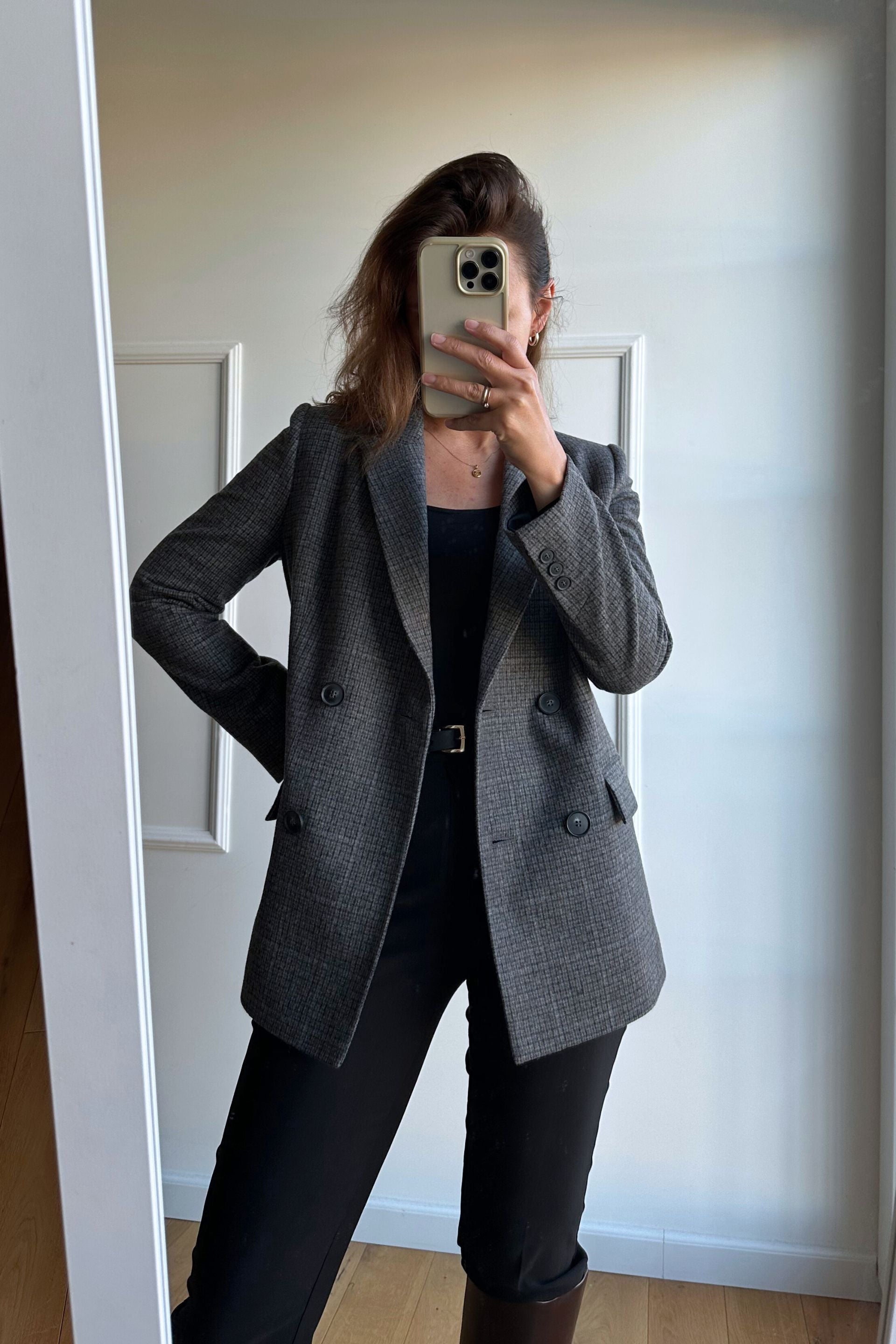 Wełniana marynarka w kratę