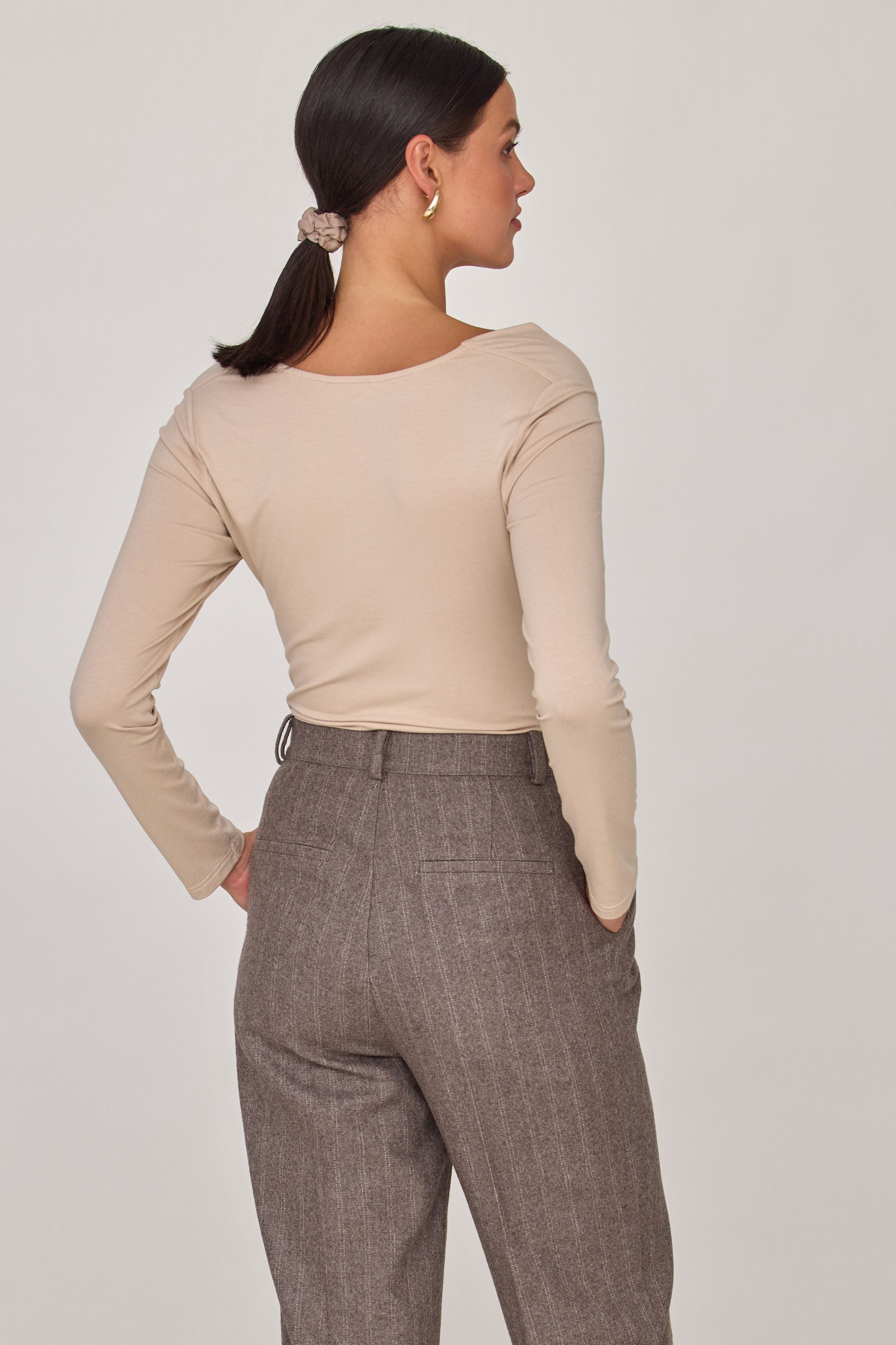 Bluzka typu woda z długim rękawem beż