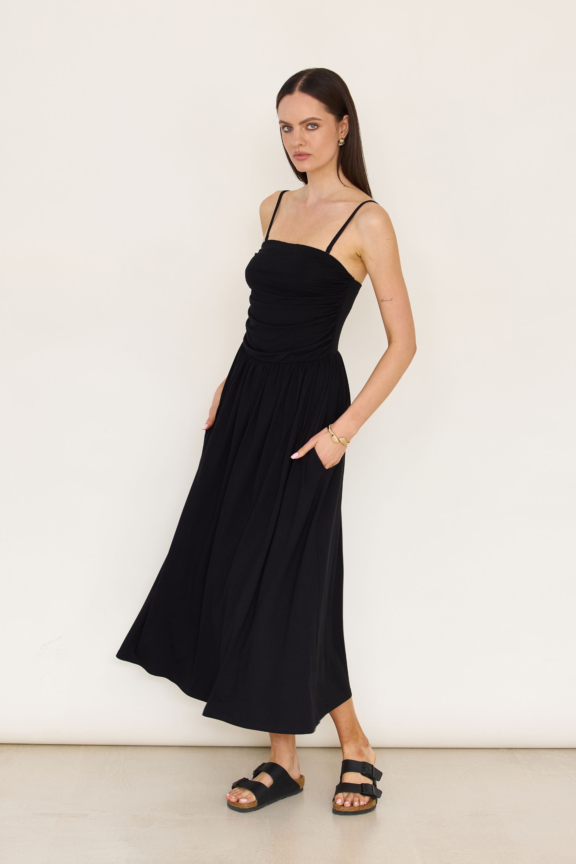 Ruched dress with detachable straps, black