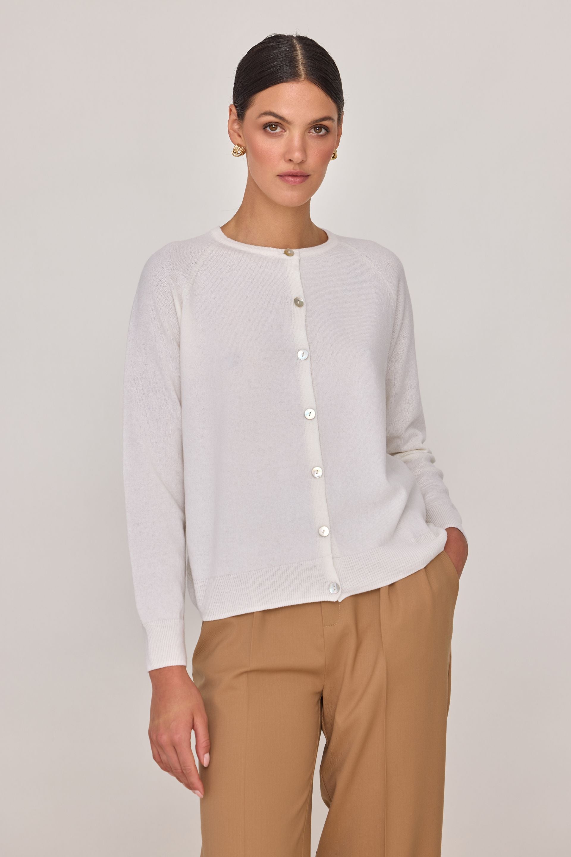 Kardigan z wełny merino i kaszmiru złamana biel