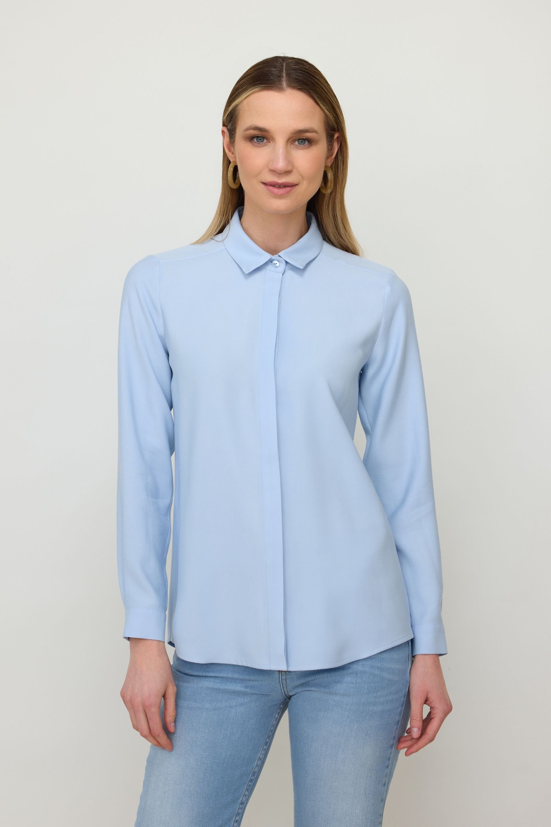 Prosta koszula z wiskozy baby blue