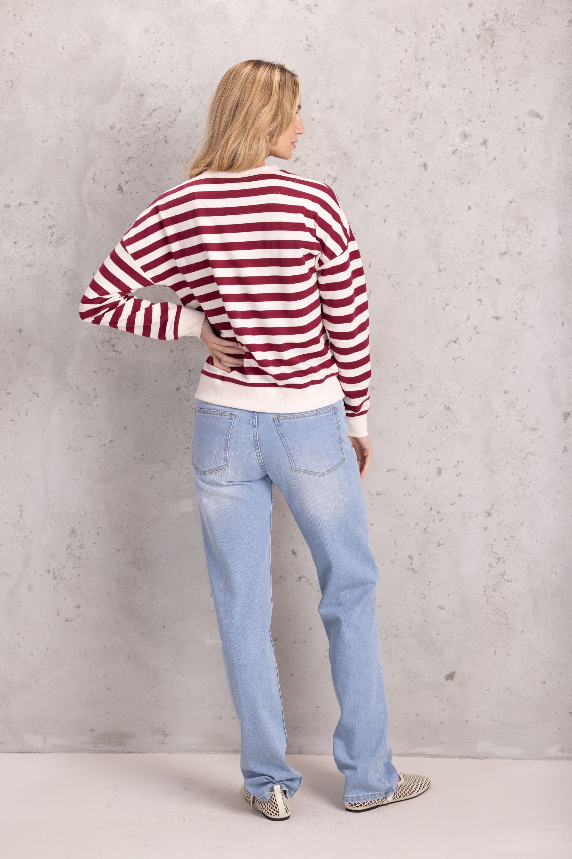 Off-white striped sweatshirt with burgundy