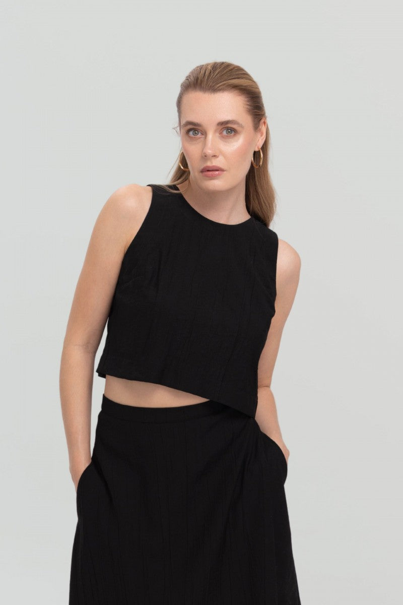 Bluzka z kreszowanej wiskozy czarna