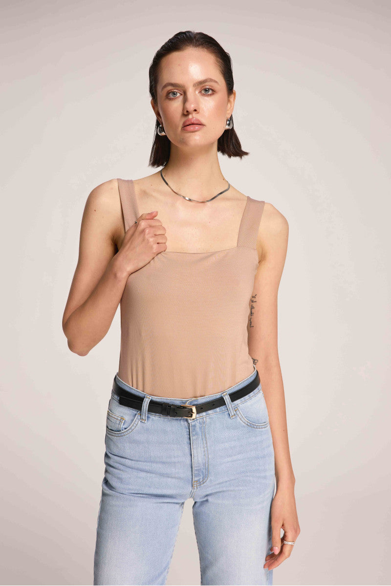 Body na ramiączkach z tencelu cieliste