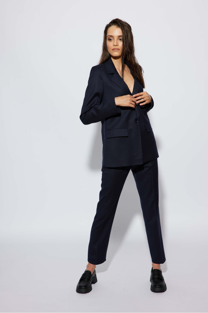 Classic single-breasted navy blue wool jacket